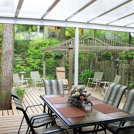 Forest Hill Bed And Breakfast キッチナー エクステリア 写真